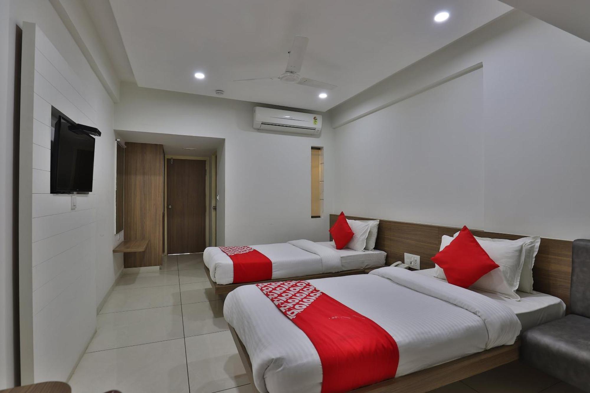 Hotel Panchsheel Vadodara Exterior foto